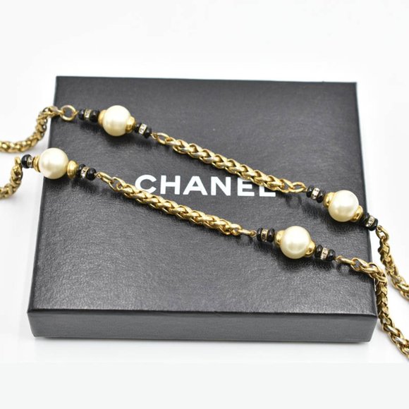 CHANEL Jewelry - CHANEL Chunky Pearl & Diamond Bead Roller Chain Vintage Necklace w/Box